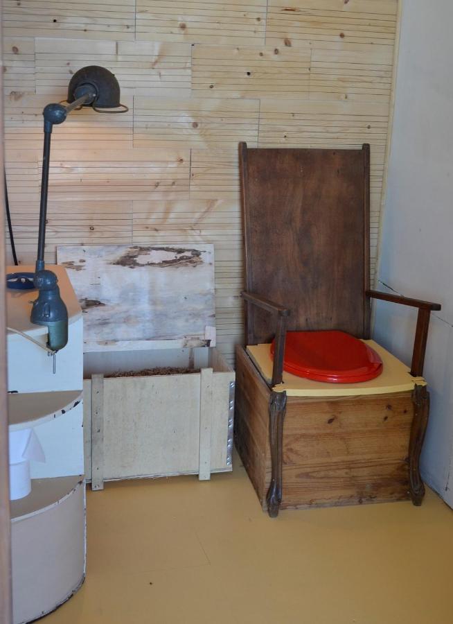 Camping La Petite Houmee Curzay-sur-Vonne 外观 照片